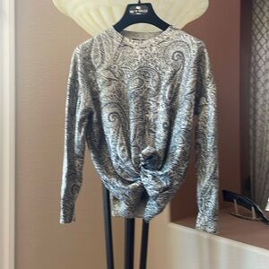 Beautiful Zadig & Voltai 💯 % wool sweater